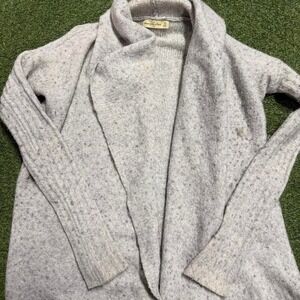 Abercrombie & Fitch grey sweater Size XS #preppy #knitwear